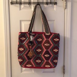 🌺 XL Beaded Tasseled Tote 🌺
